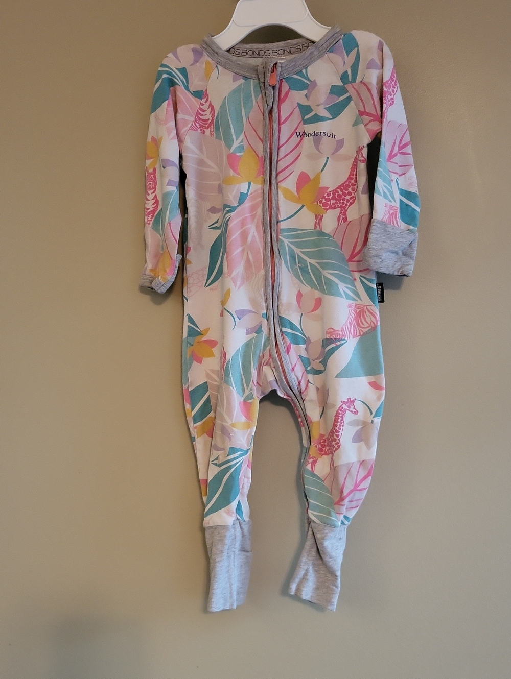 Bonds Wondersuit multi-colored sleeper/footie